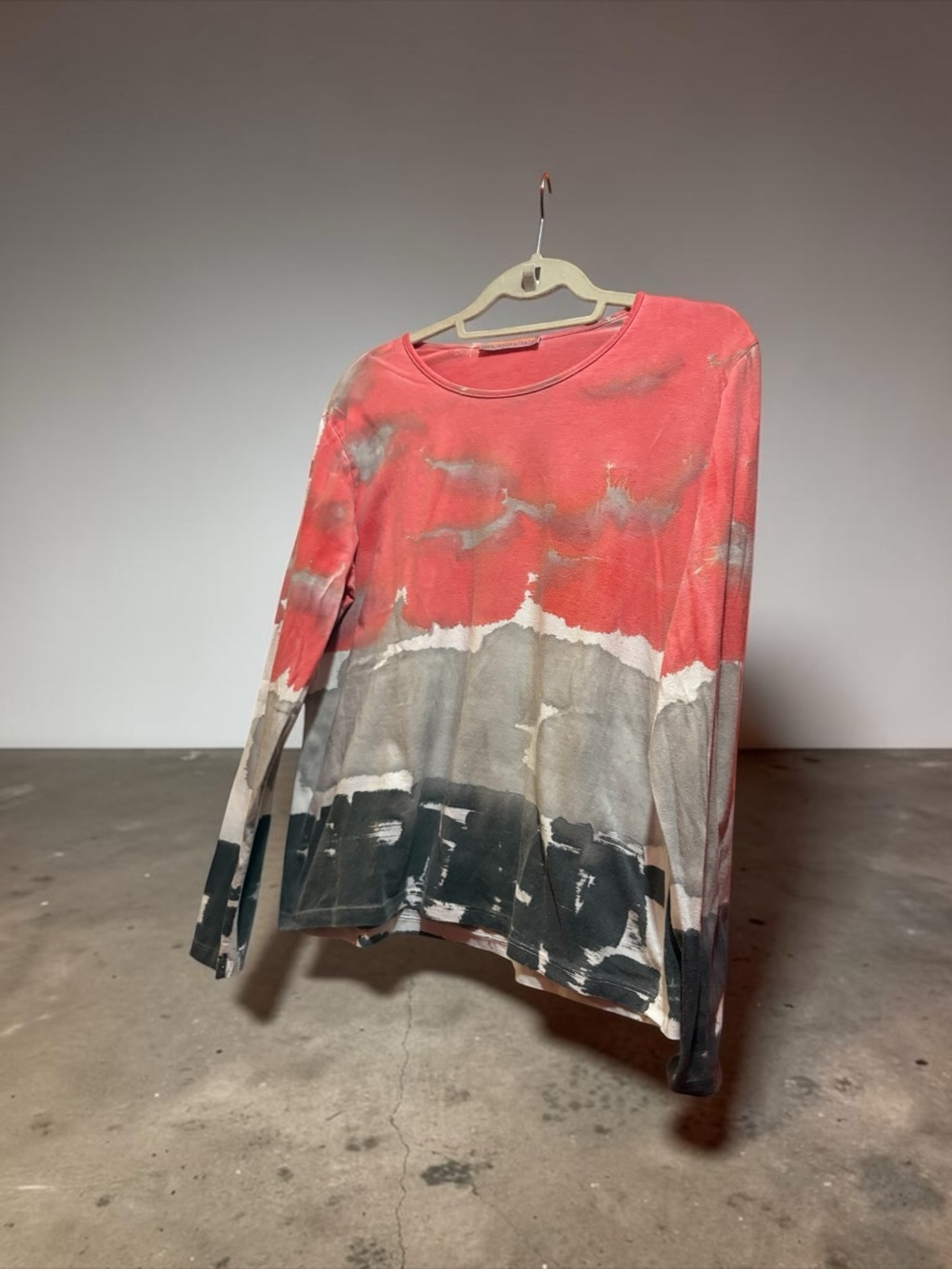 Melarosaitaly Handpainted abstract ramie long sleeve top coral gray made italy
